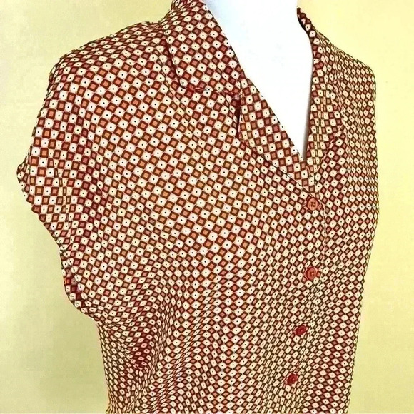 NWT Maison D’Amelie Orange Checkered Box 60’s Style Button Crop Top Size XS - Picture 3 of 10